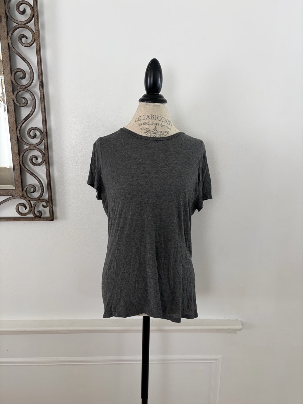 Zara Women's Short-Sleeve Crewneck Tee - Charcoal